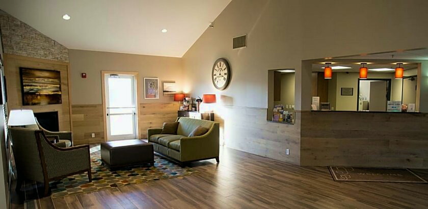 Country Inn & Suites by Radisson Baxter MN